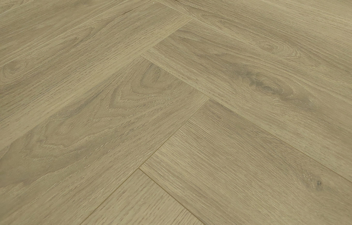 Ламинат Дуб Растлфилд фото 5